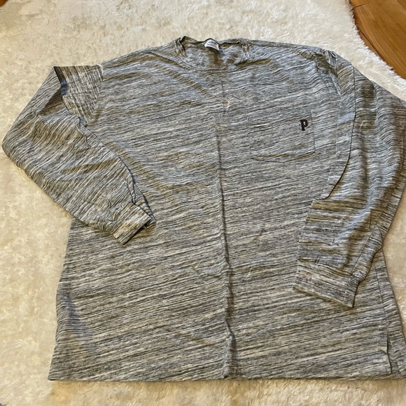 5 US S and US XS shirts from VS pink - Picture 5 of 11